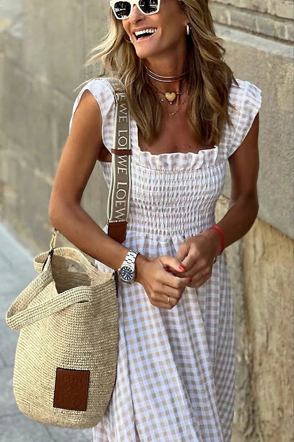 Lily - Checkered Maxi Dress with Smocked Bodice