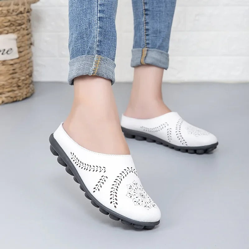 Clara - Stylish Round Toe Flats With Arch Support