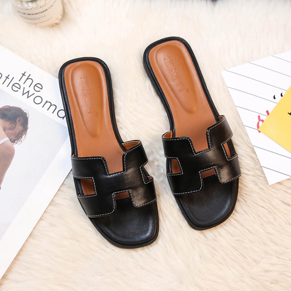 Elena - Comfortable Sandals With Flat Heel And Classic Design