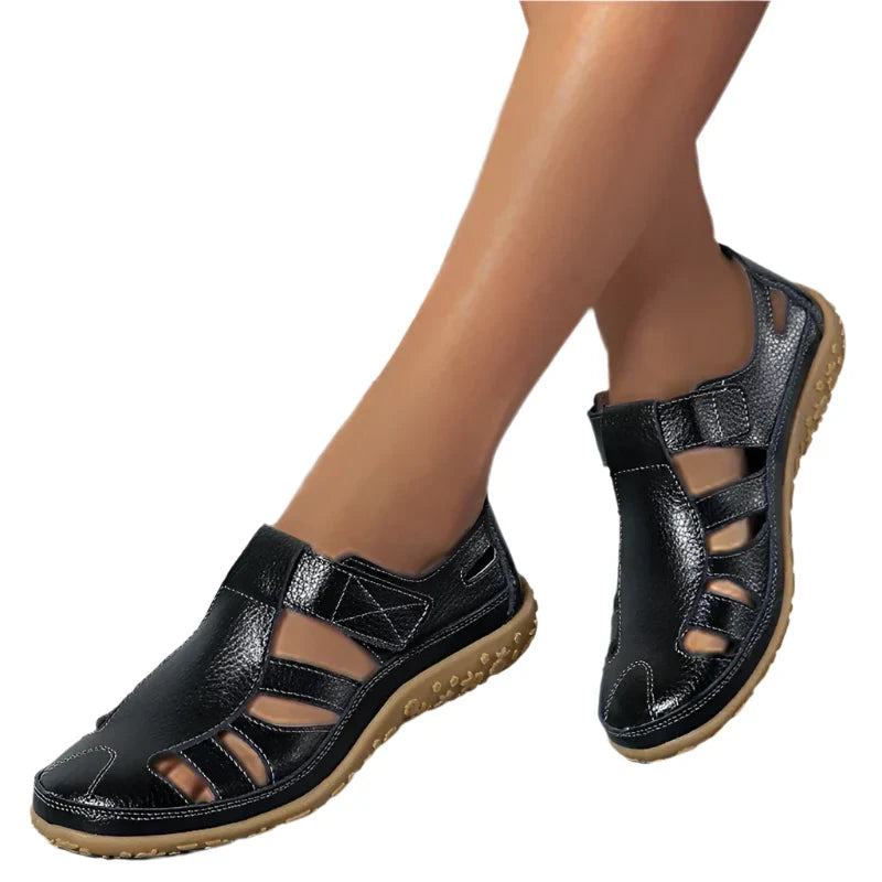 Mira – Chic Flexible Strap Sandal with Cut-Out Design