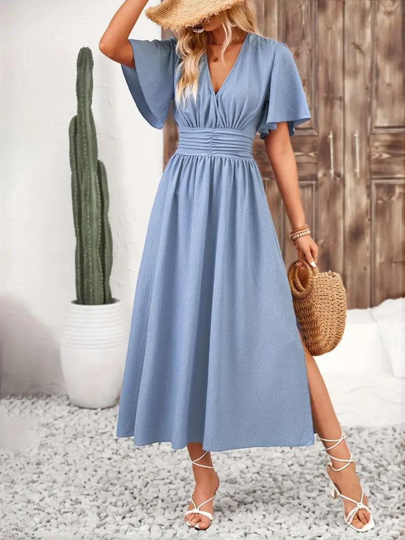 Viora - Long V-Neck Dress with Short Sleeves and Flowing Design