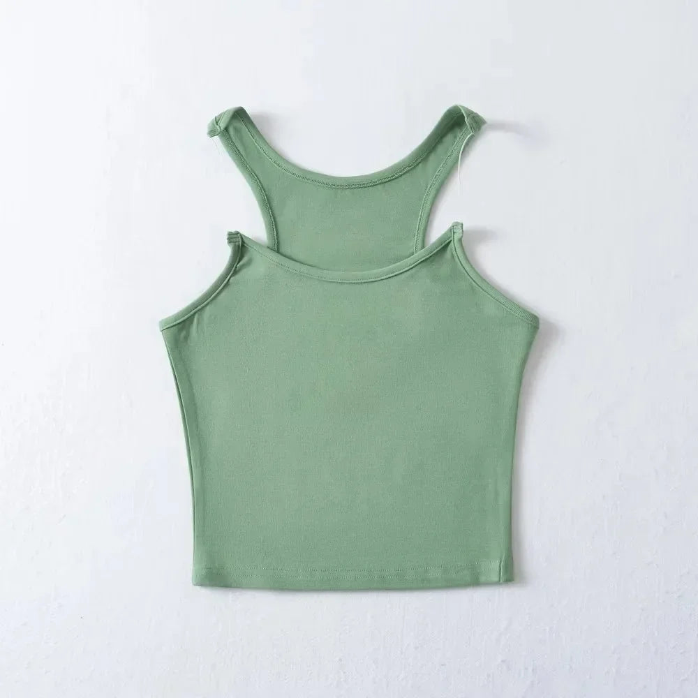 Mia – Sleek Cropped Tank Top with Rounde Neckline