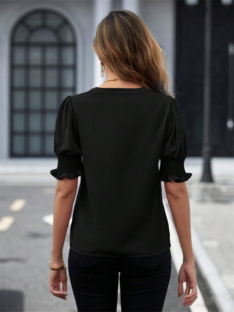 Mila – Elegant V-Neck Blouse with Puff Sleeves